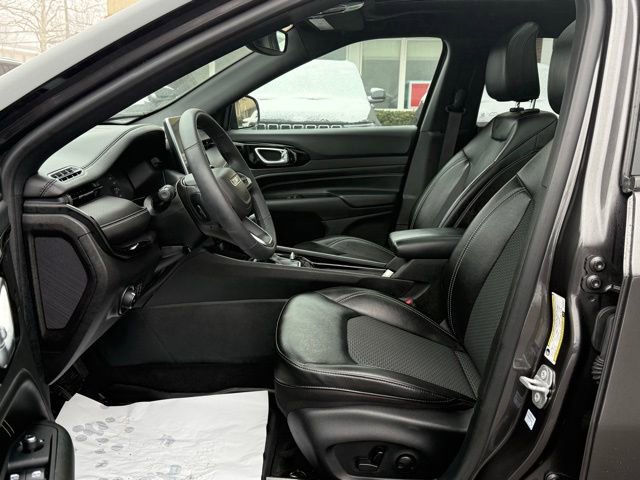 Certified 2023 Jeep Compass Altitude w/ Sun and Sound Group image 25