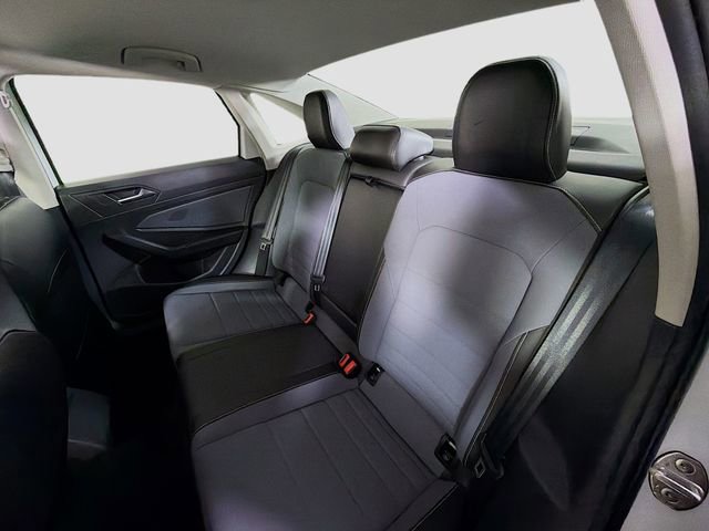 New 2026 Volkswagen Jetta SE FWD image 22