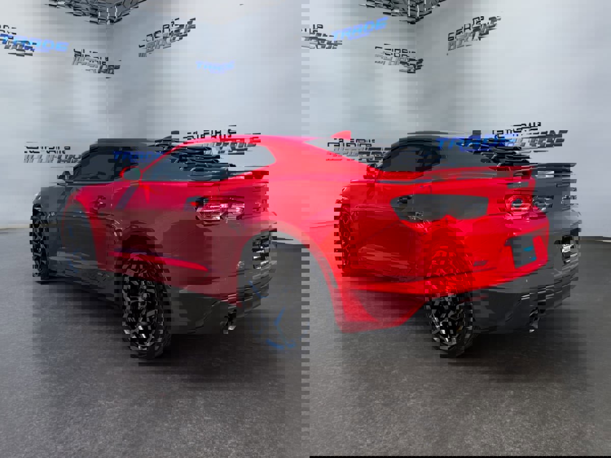 Used 2019 Chevrolet Camaro SS image 7