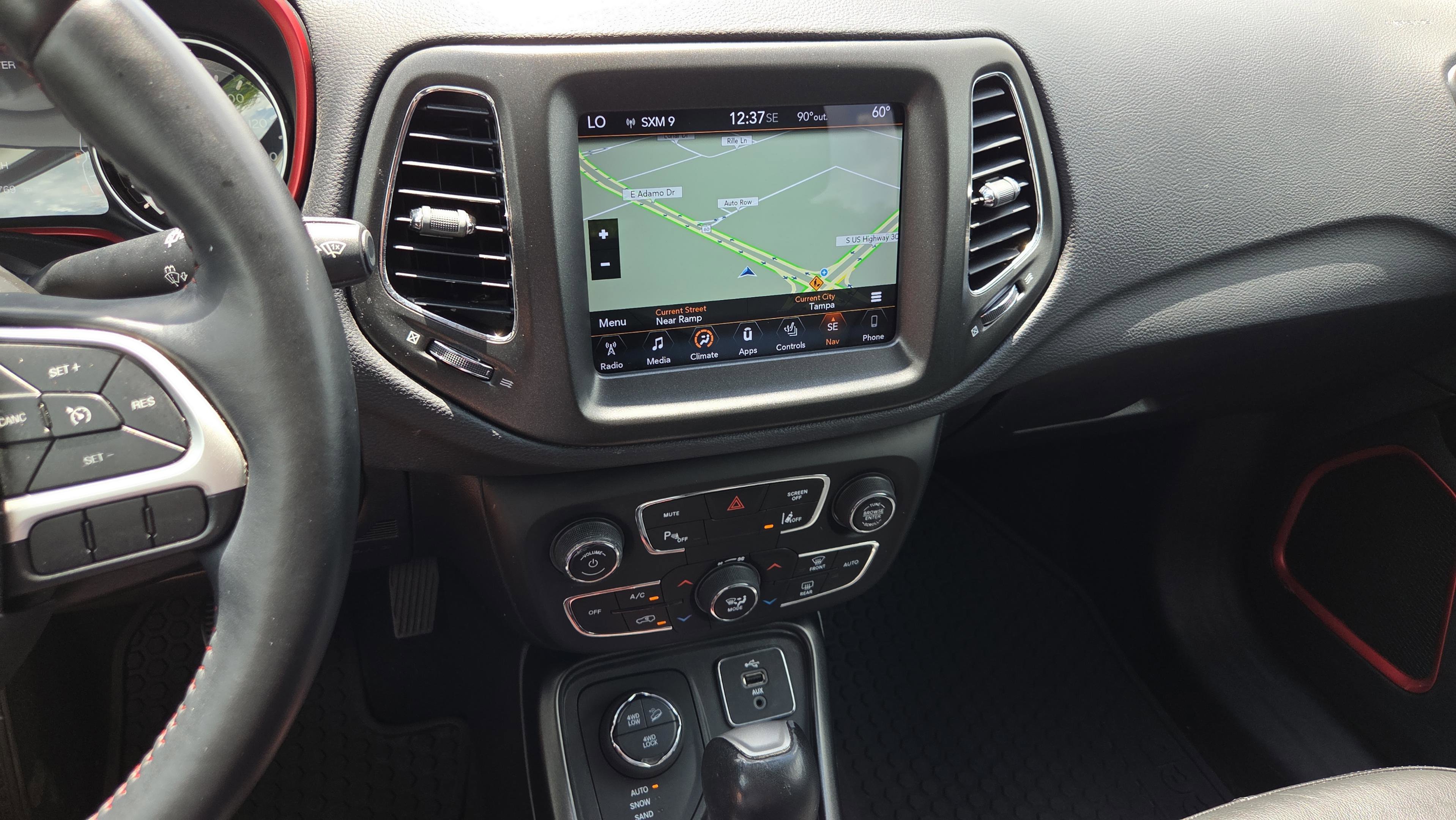 Used 2018 Jeep Compass Trailhawk w/ Leather Interior Group AWD/4WD image 20