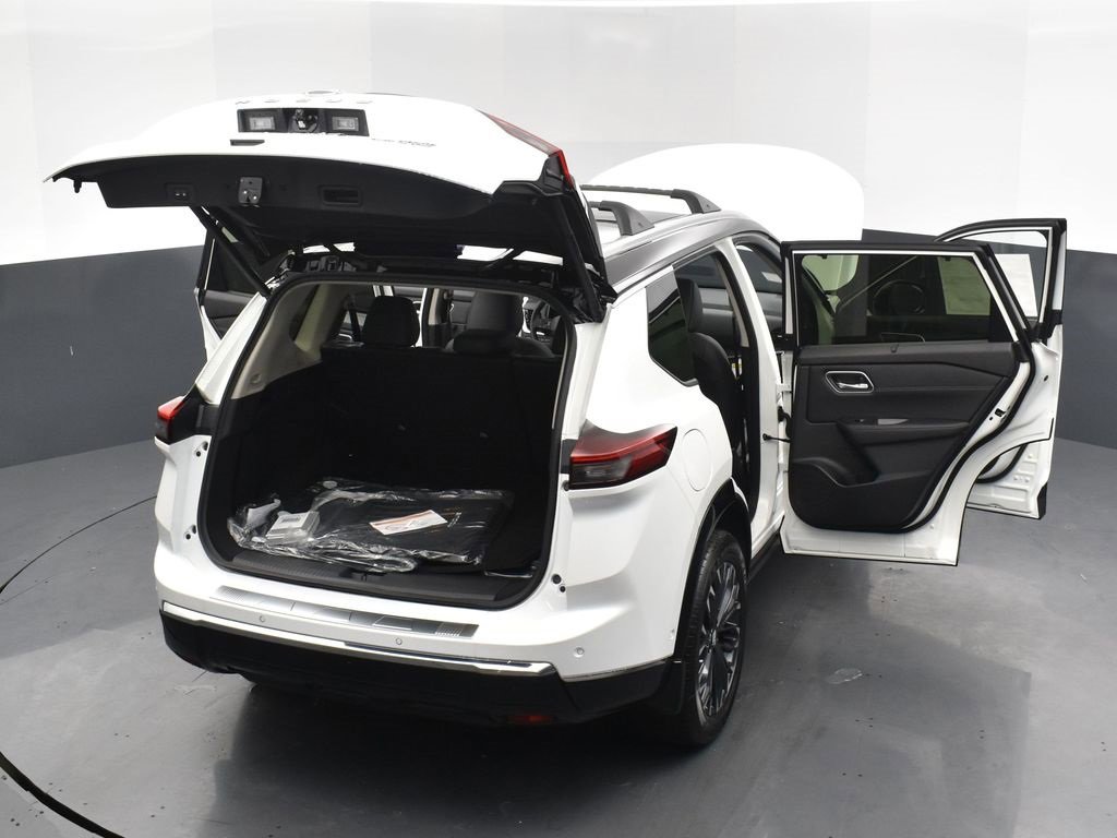 New 2026 Nissan Rogue Platinum image 33