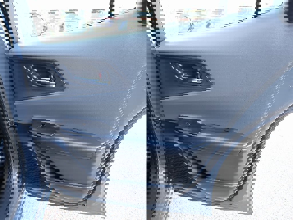 Used 2024 Toyota Prius Limited image 12