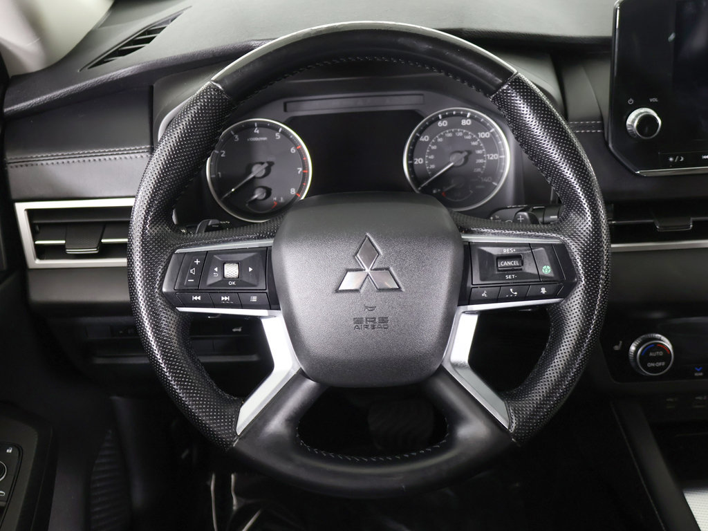 Used 2022 Mitsubishi Outlander SEL AWD/4WD image 42