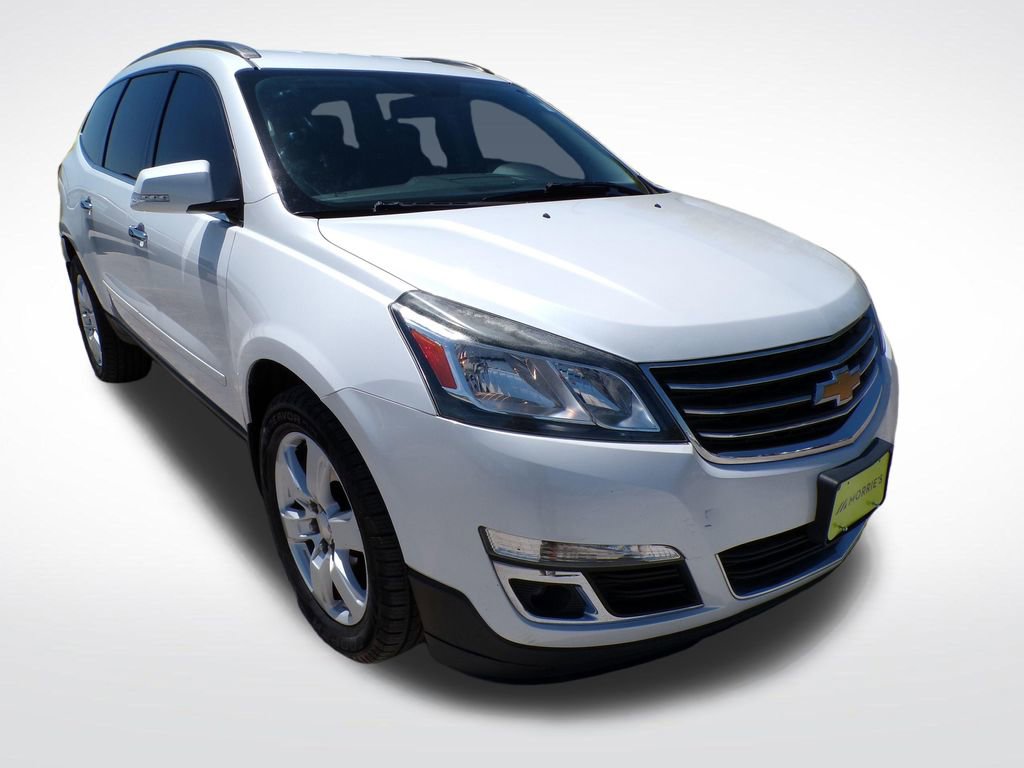 Used 2017 Chevrolet Traverse LT w/ Style and Technology Package AWD/4WD image 9