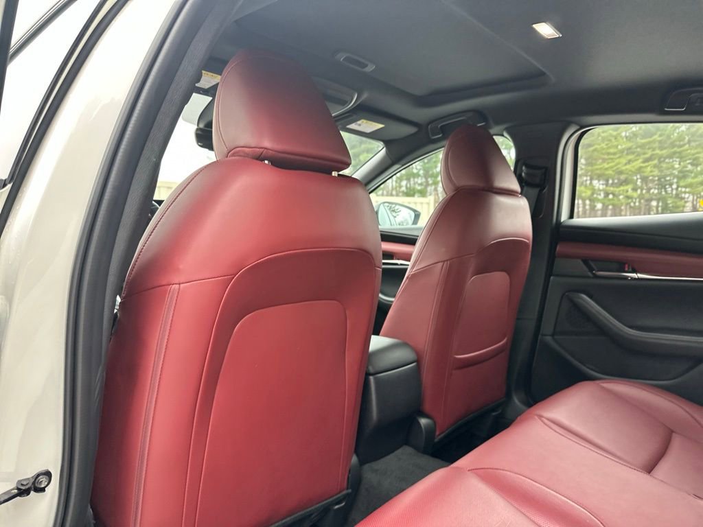 Used 2024 MAZDA MAZDA3 Hatchback w/Premium Plus Pkg image 21