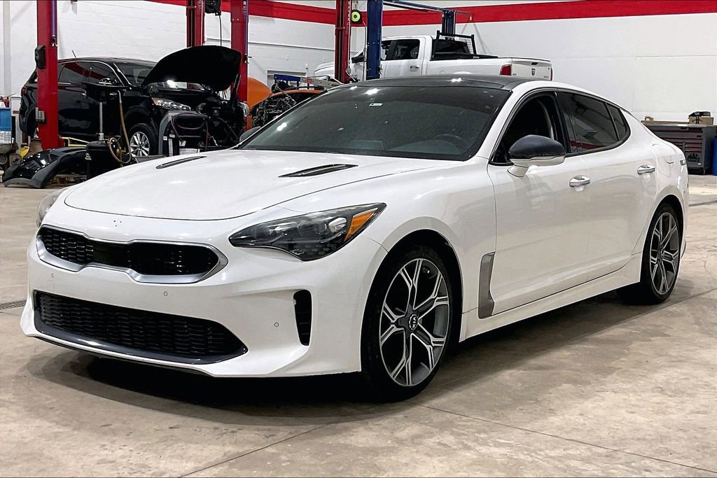 Used 2018 Kia Stinger Premium image 34