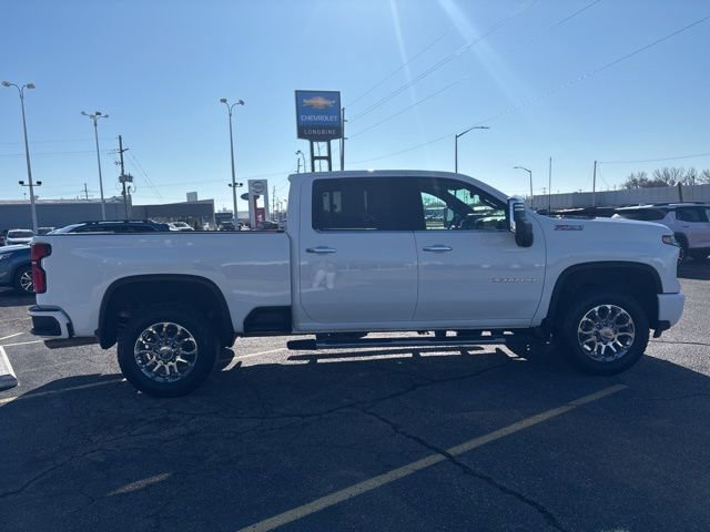 Used 2025 Chevrolet Silverado 2500 LTZ w/ Z71 Chrome Sport Edition image 8