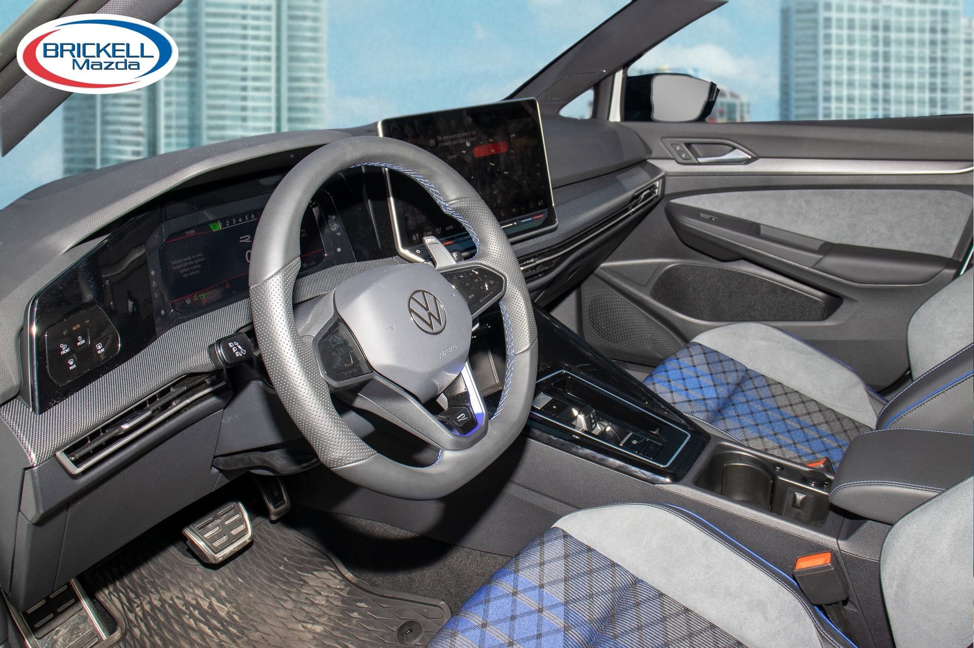 Used 2025 Volkswagen Golf w/ Euro Style Package image 5