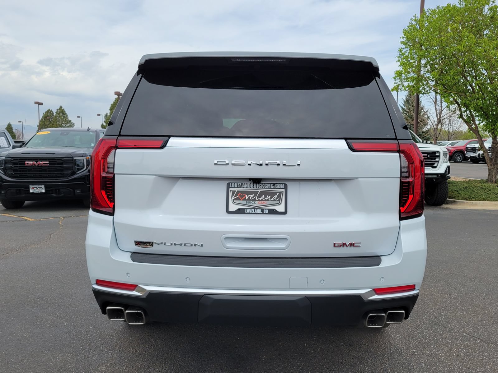 New 2026 GMC Yukon XL Denali AWD/4WD image 9