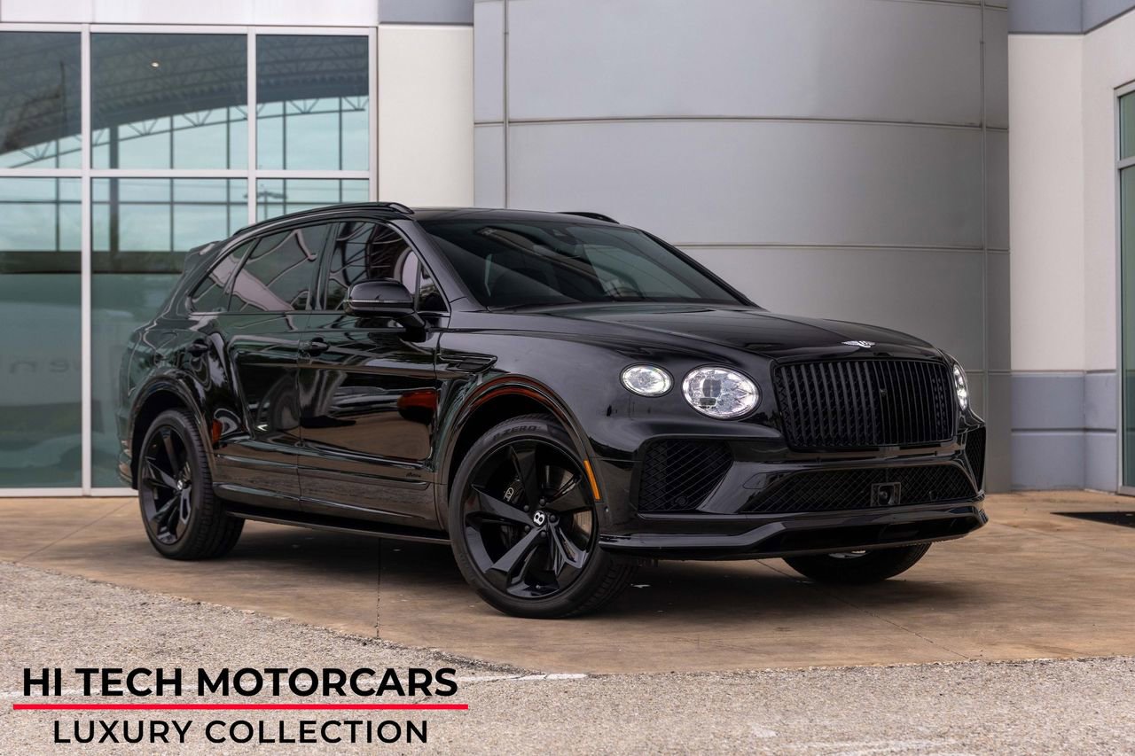 Used 2024 Bentley Bentayga AWD/4WD image 1