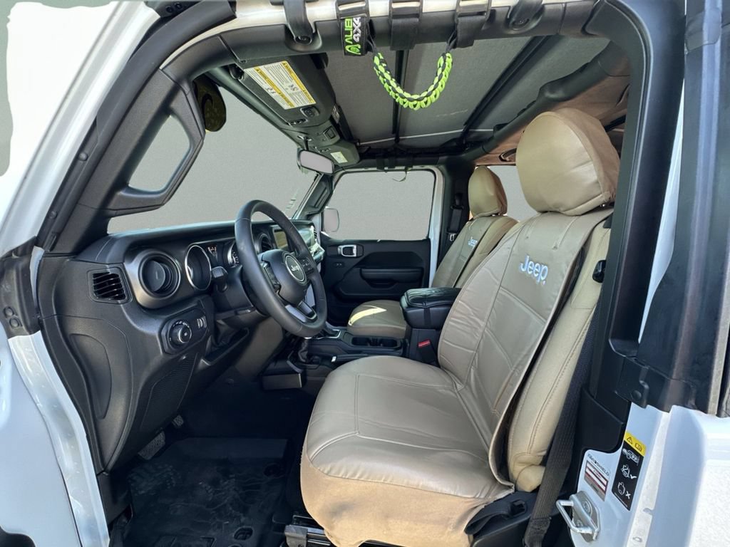 Certified 2023 Jeep Wrangler Sport AWD/4WD image 18