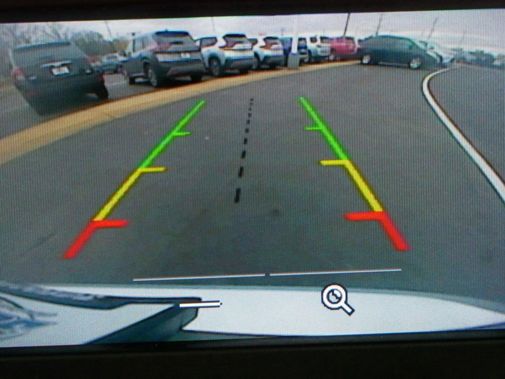 Used 2017 Ford C-MAX SE image 23