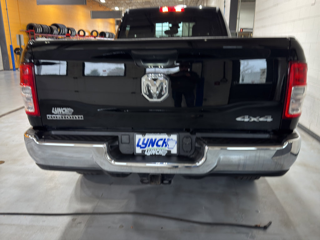 Used 2024 RAM 3500 Big Horn image 4