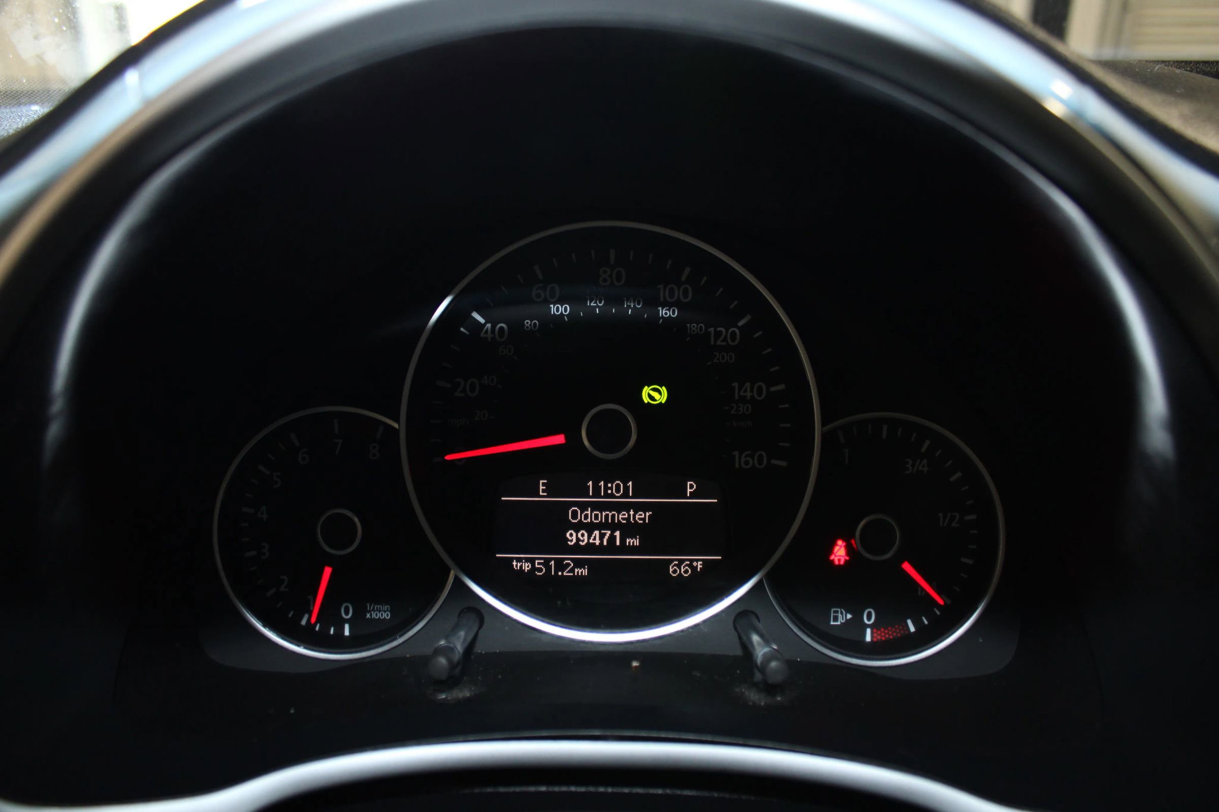 Used 2012 Volkswagen Beetle 2.5 FWD image 11