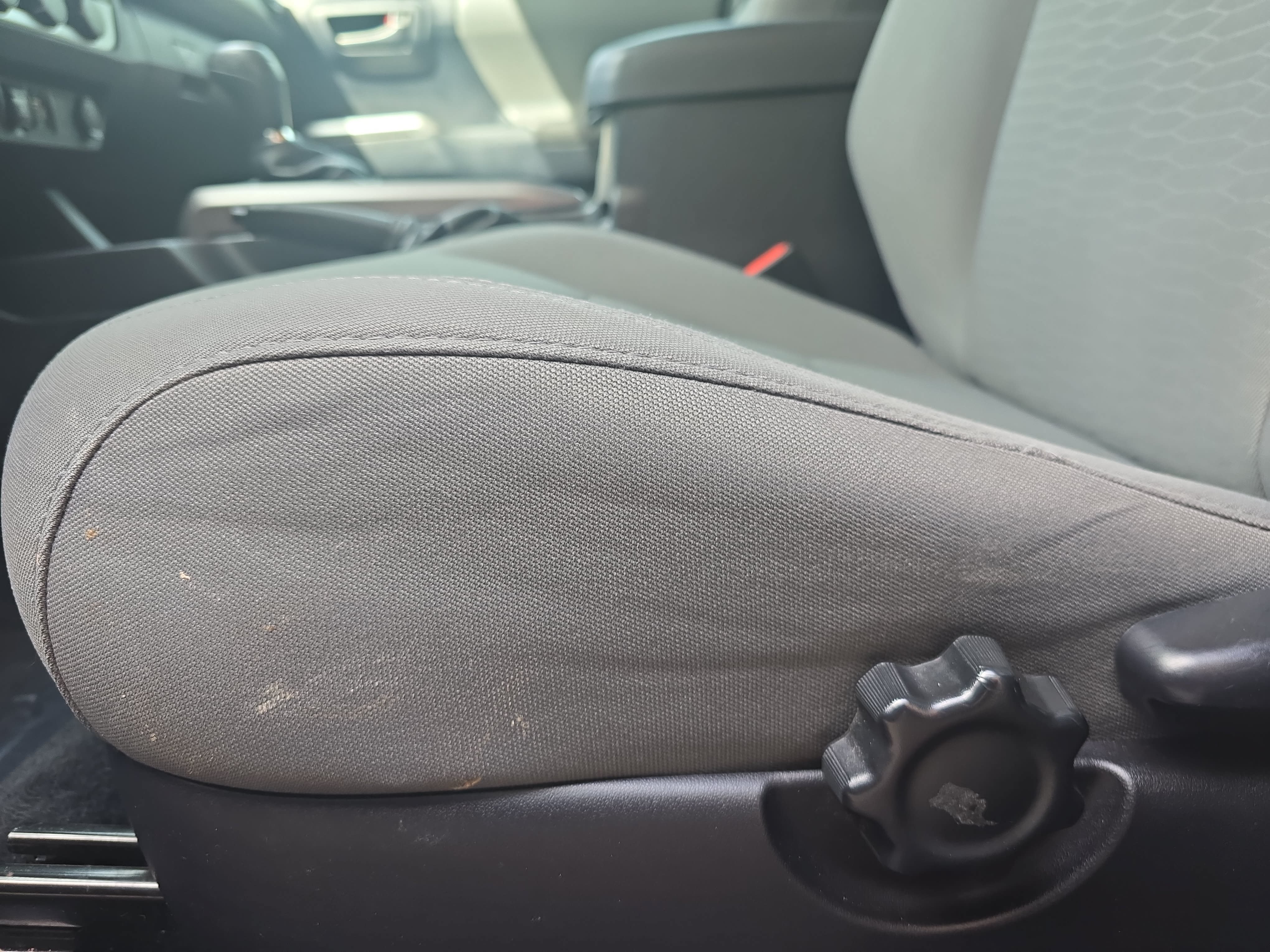 Used 2019 Toyota Tacoma SR5 RWD image 25