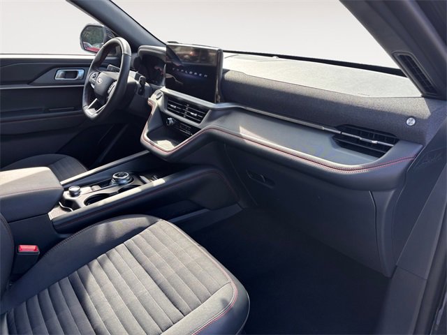 Used 2025 Ford Explorer ST-Line image 10