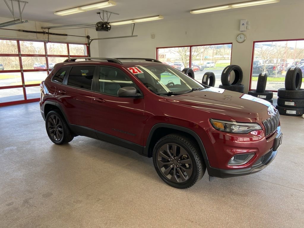 Used 2021 Jeep Cherokee Latitude Lux 80th Anniv w/ Quick Order Package 26U 80TH image 24