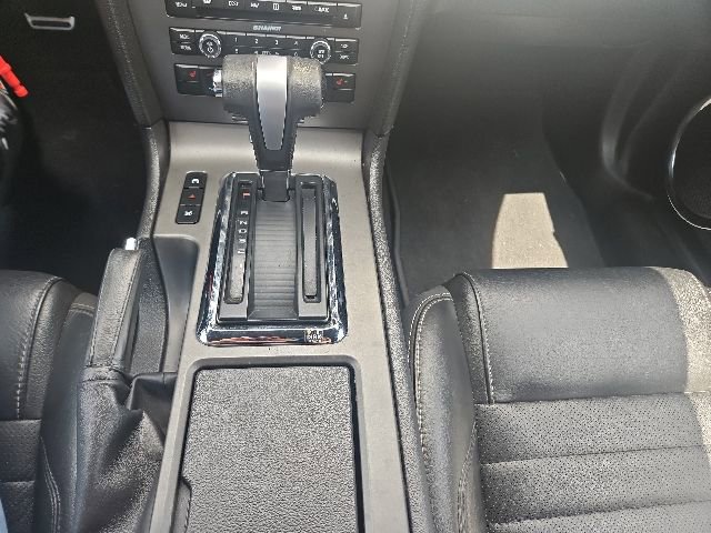 Used 2010 Ford Mustang GT Premium RWD image 14