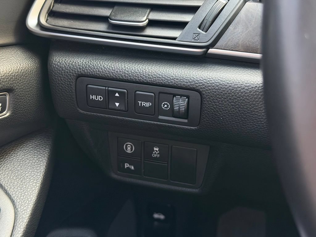 Used 2018 Honda Accord Touring image 20