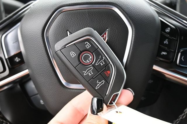 Used 2024 Chevrolet Corvette Stingray Preferred Conv w/ Z51 Performance Package RWD image 29