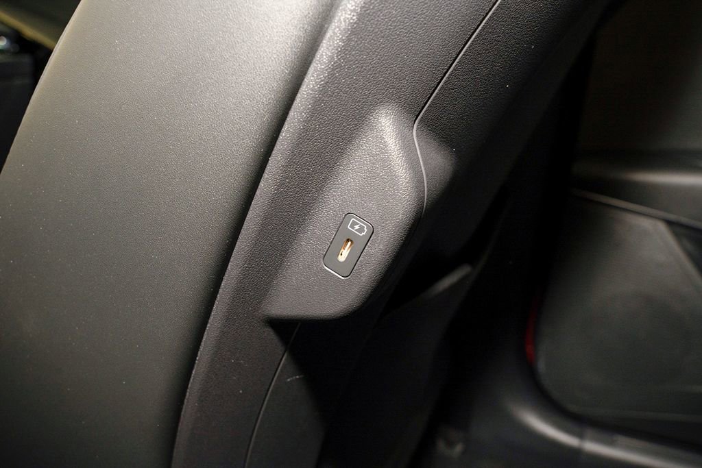 Used 2024 Kia Niro EX FWD image 7