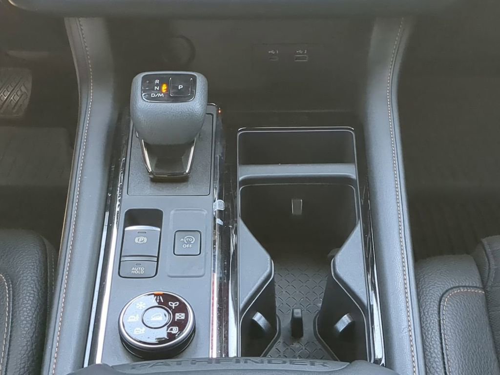 Certified 2023 Nissan Pathfinder Rock Creek image 19