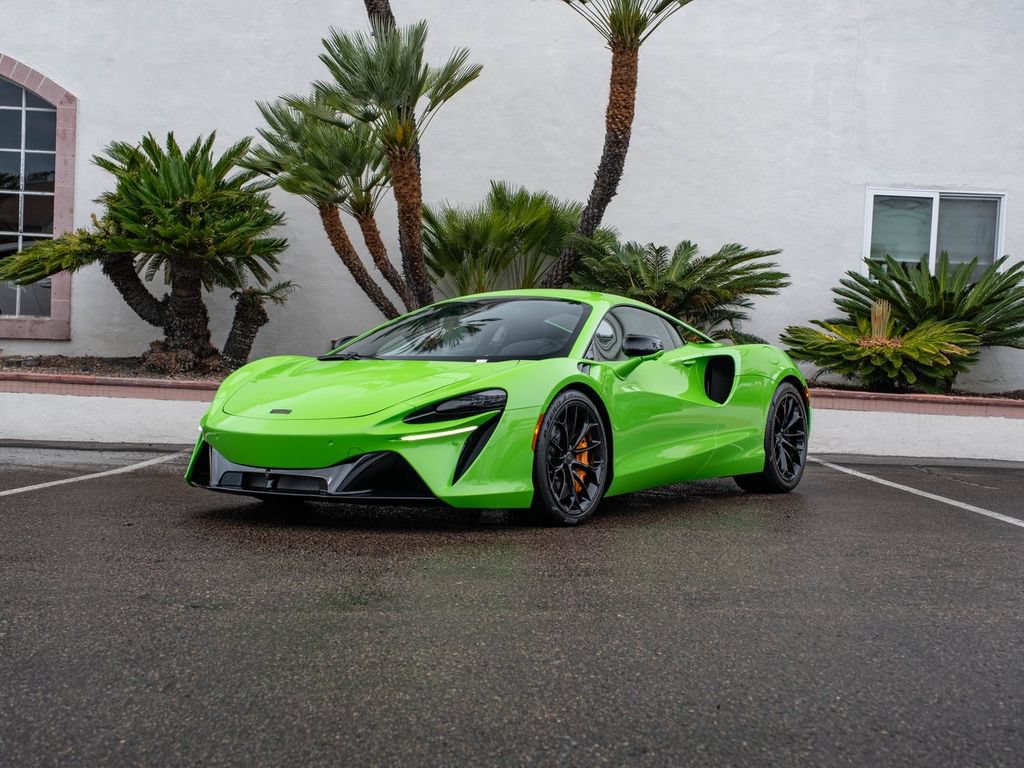 New 2026 McLaren Artura RWD image 27