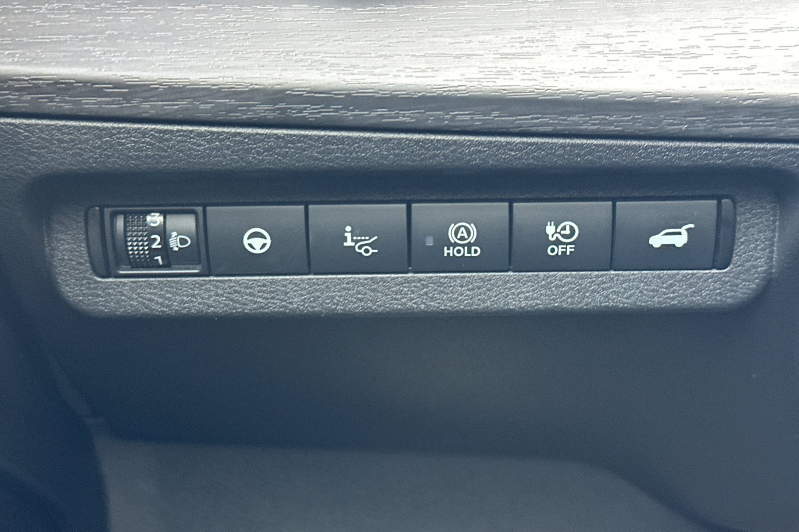 Used 2024 Nissan Ariya FWD image 43