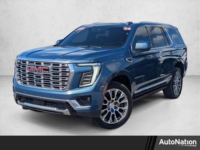 Used 2025 GMC Yukon Denali w/ Sun & Power Step Package