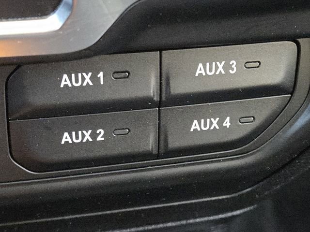 Used 2023 Jeep Wrangler Willys image 7