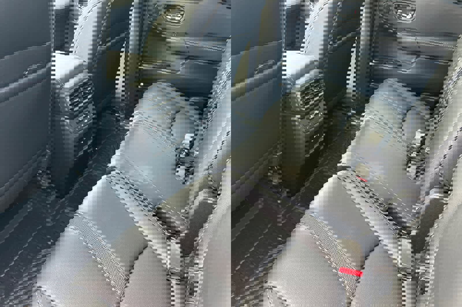 Used 2024 Honda Pilot EX-L image 5