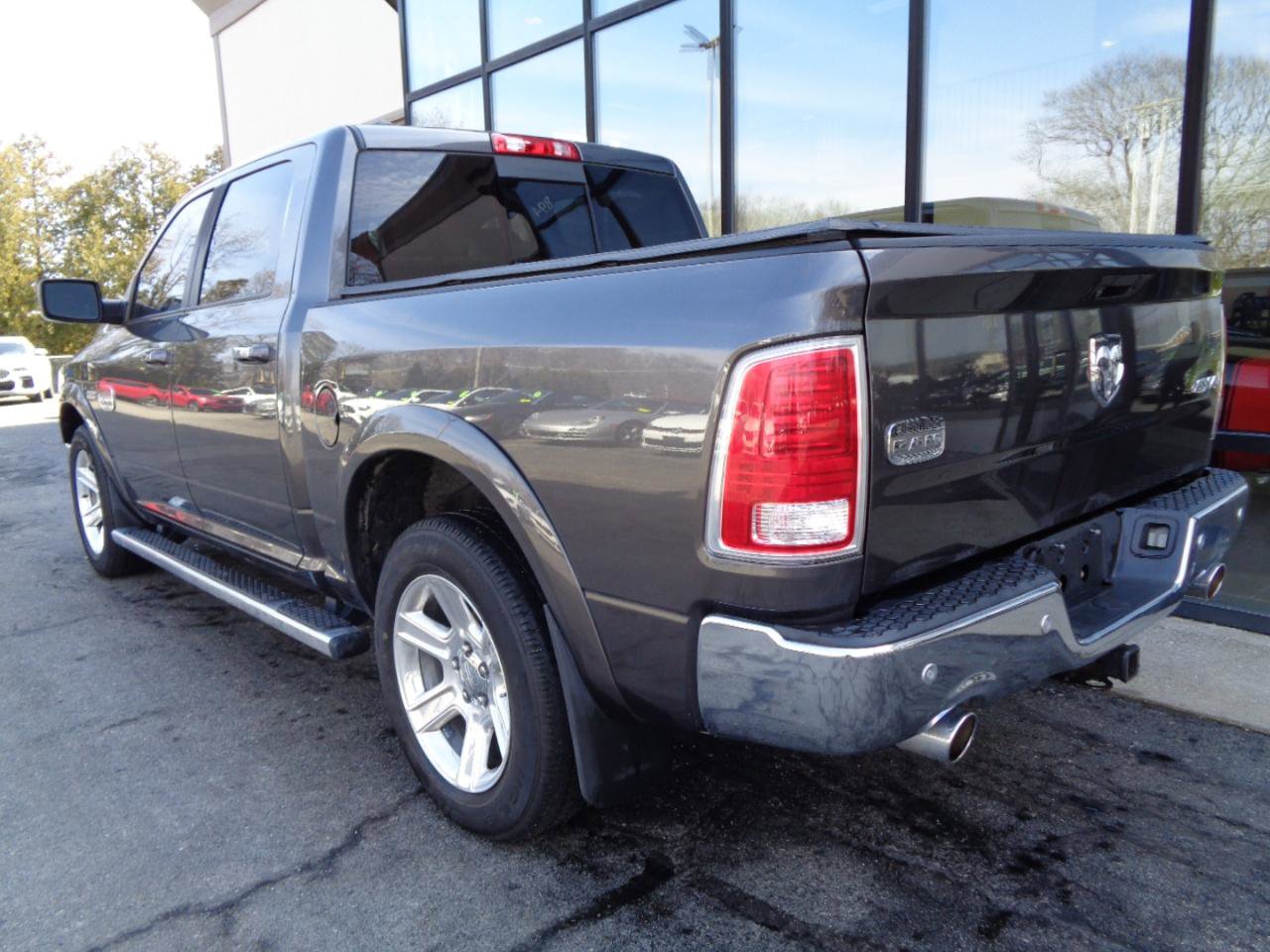 Used 2016 RAM 1500 Laramie Longhorn w/ Convenience Group image 7
