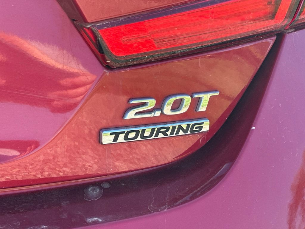 Used 2018 Honda Accord Touring image 4