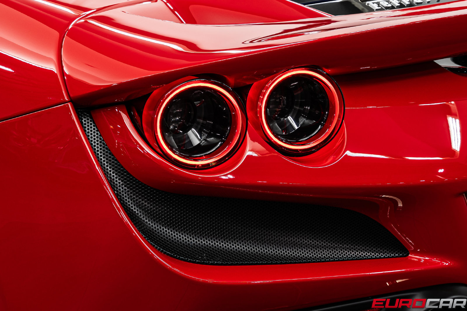 Used 2021 Ferrari F8 Tributo RWD image 24