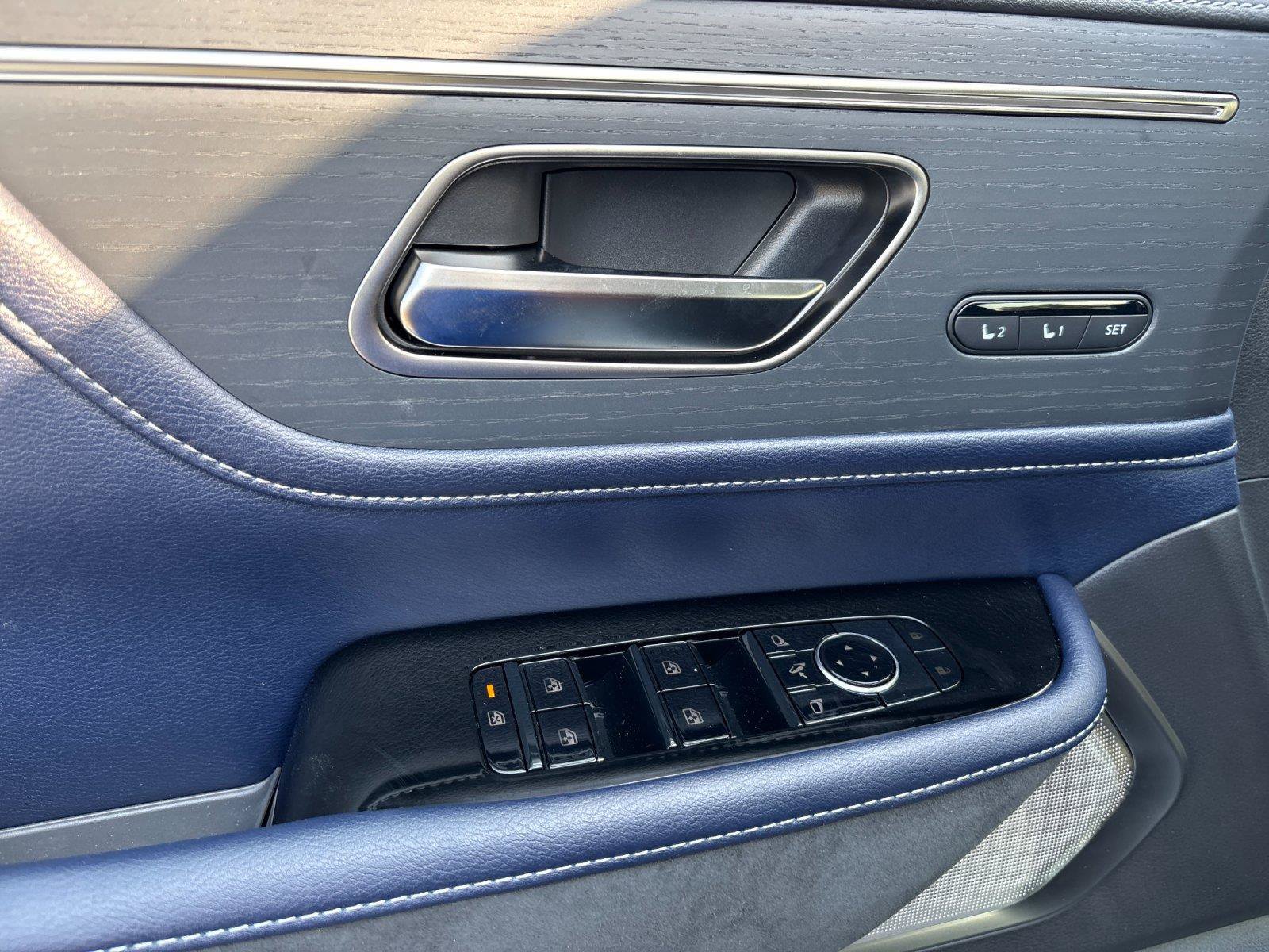 New 2027 INFINITI QX80 Sensory AWD/4WD image 14