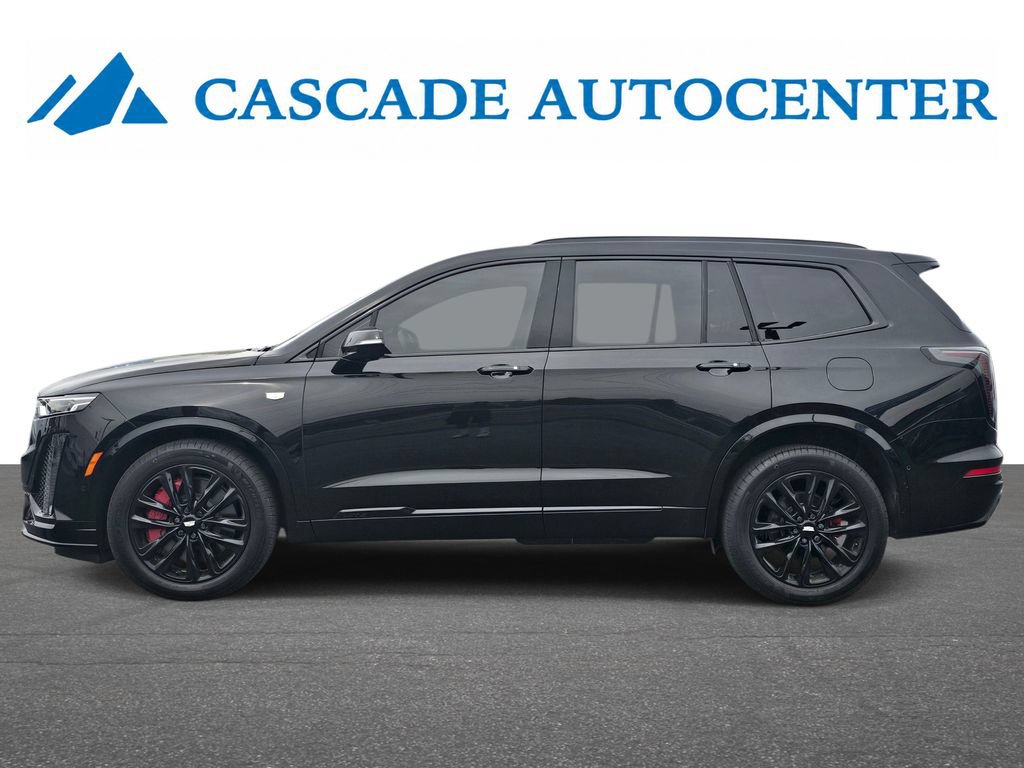 Certified 2024 Cadillac XT6 Sport w/ LPO, ONYX Package AWD/4WD image 3
