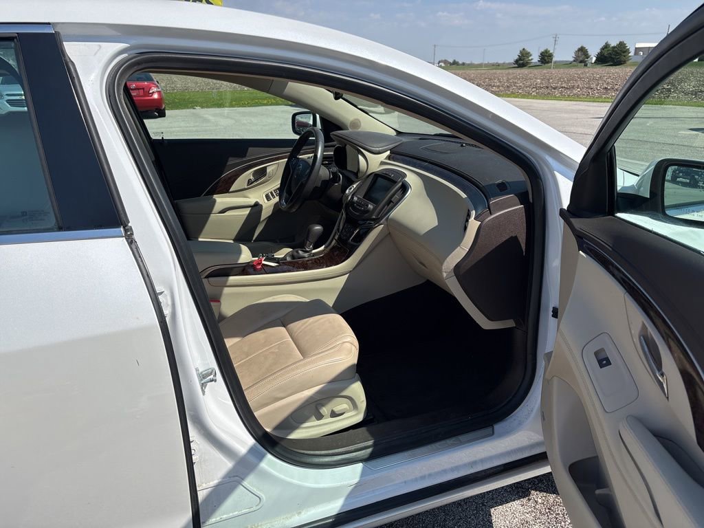 Used 2015 Buick LaCrosse Premium w/ Driver Confidence Package #1 image 17