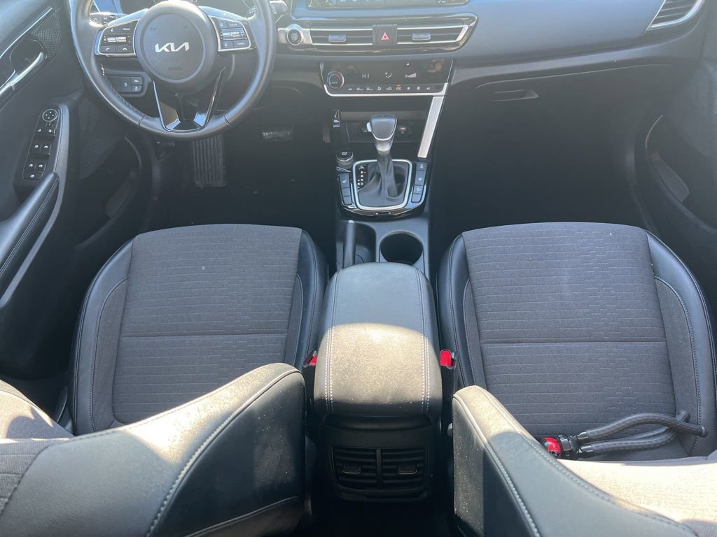 Certified 2023 Kia Seltos Nightfall Edition image 18