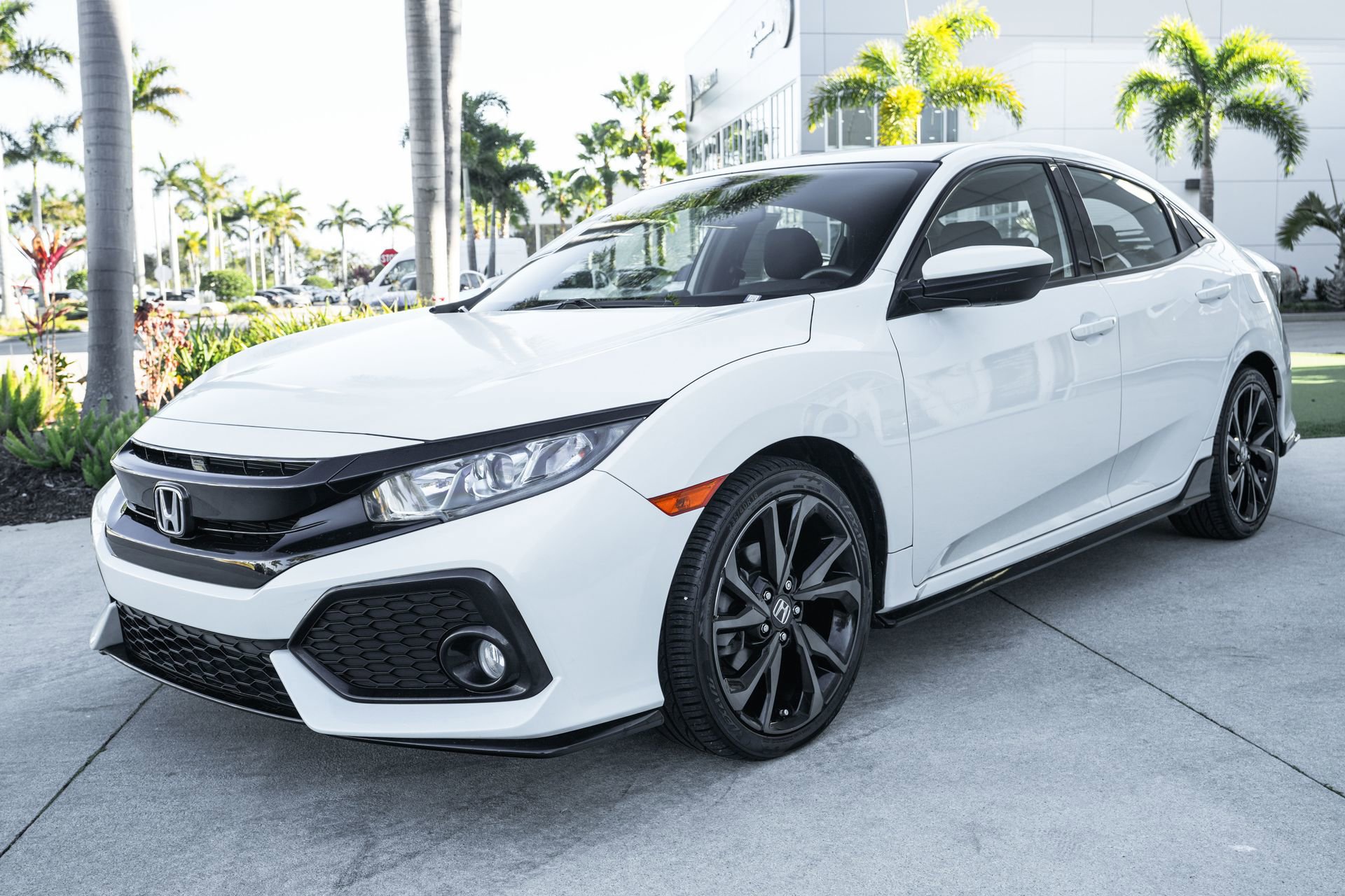 Used 2018 Honda Civic Sport image 6
