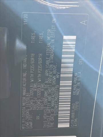 Used 2021 Toyota Sienna Limited image 25