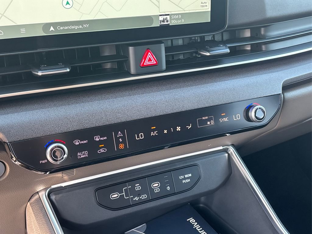 New 2026 Kia Carnival EX image 22