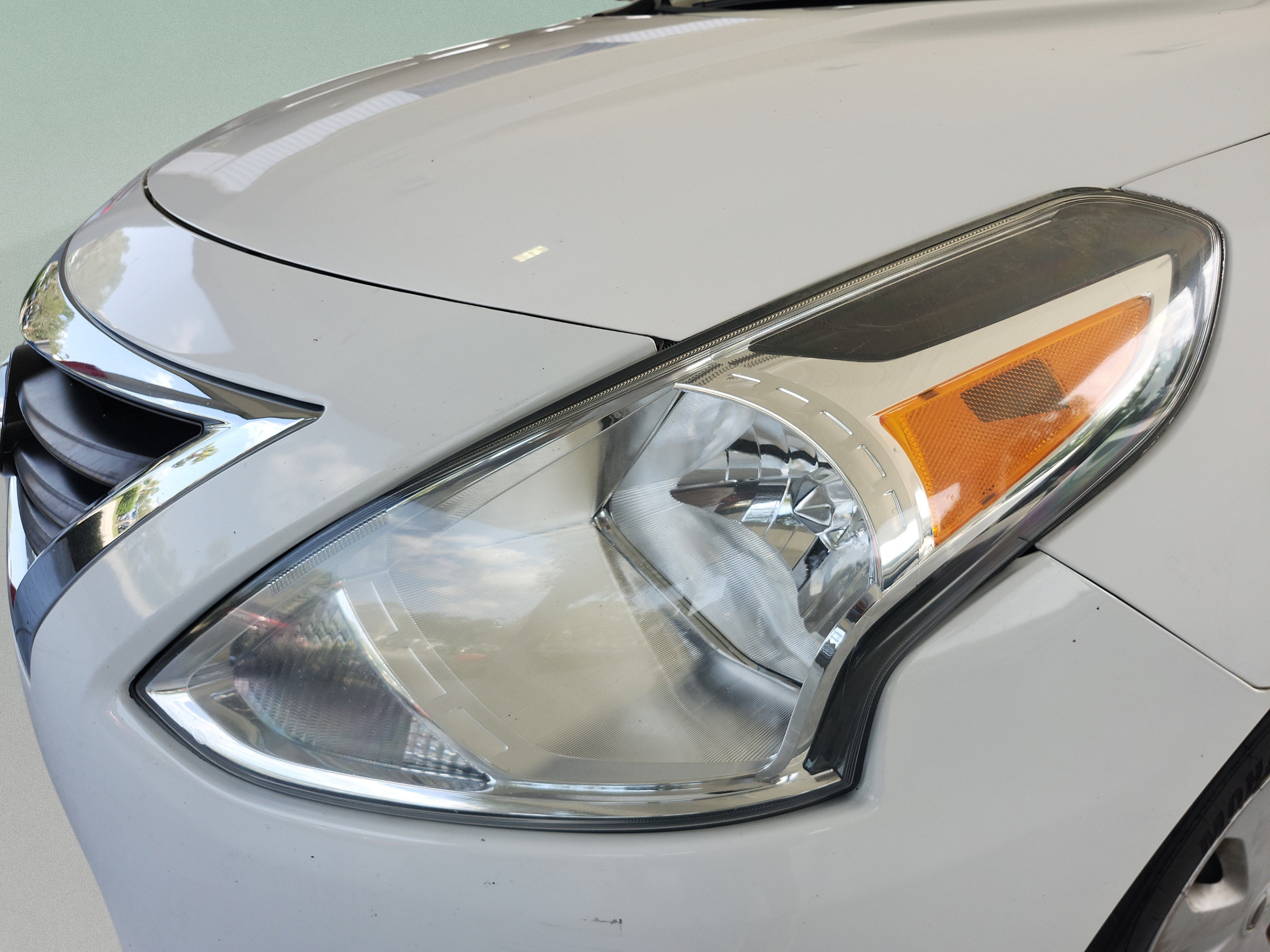 Used 2016 Nissan Versa SV FWD image 31