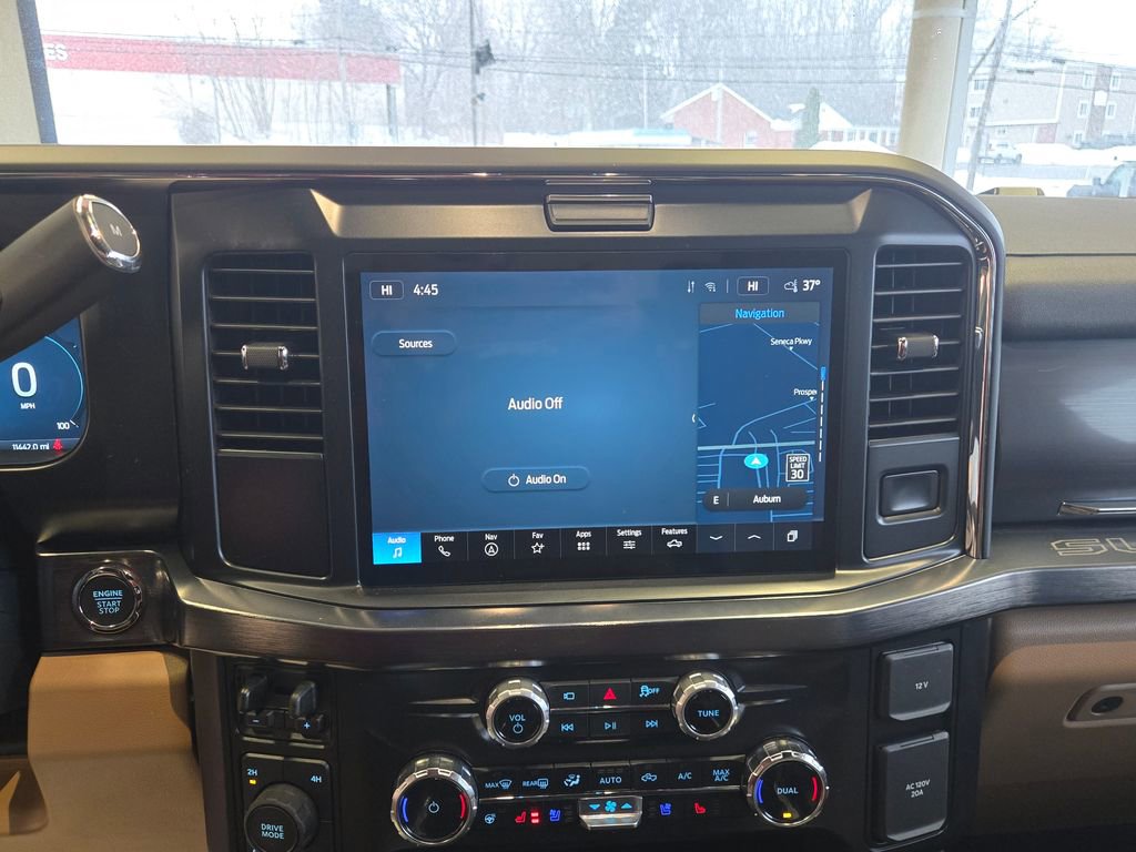 Used 2025 Ford F350 Lariat w/ Chrome Package image 21