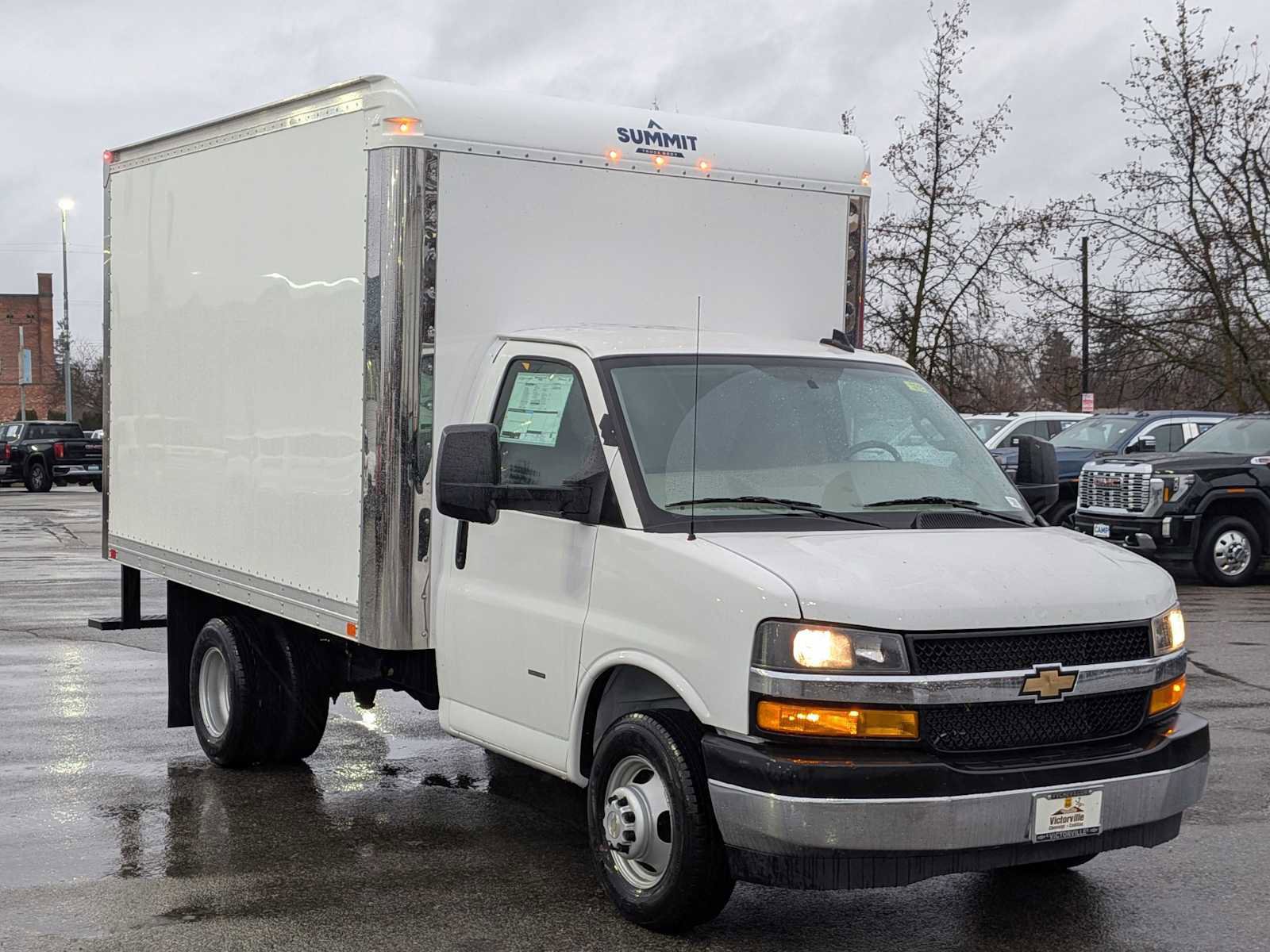 New 2024 Chevrolet Express 3500 Van 139 w/ Power Convenience Package image 8