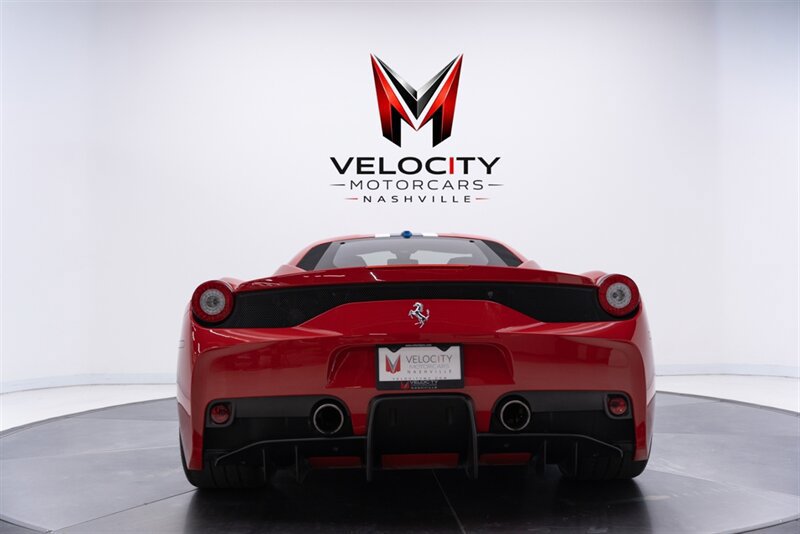 Used 2015 Ferrari 458 Speciale Coupe RWD image 19