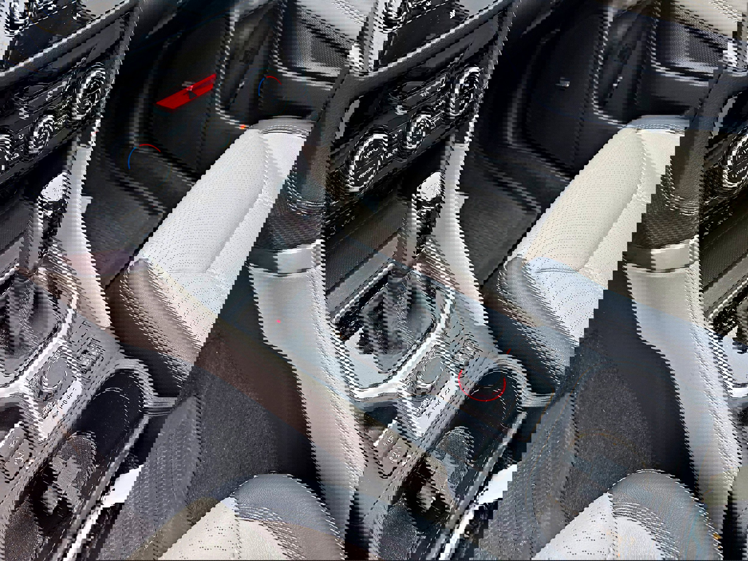 Used 2020 Subaru Forester Limited w/ Popular Package #3 image 19