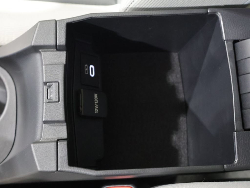 Used 2025 Toyota Corolla LE FWD image 33