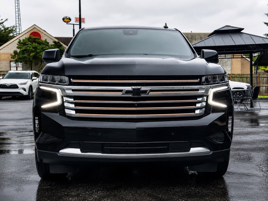 Used 2024 Chevrolet Tahoe High Country AWD/4WD image 2