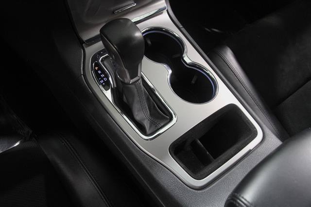 Used 2021 Jeep Grand Cherokee Laredo X AWD/4WD image 17