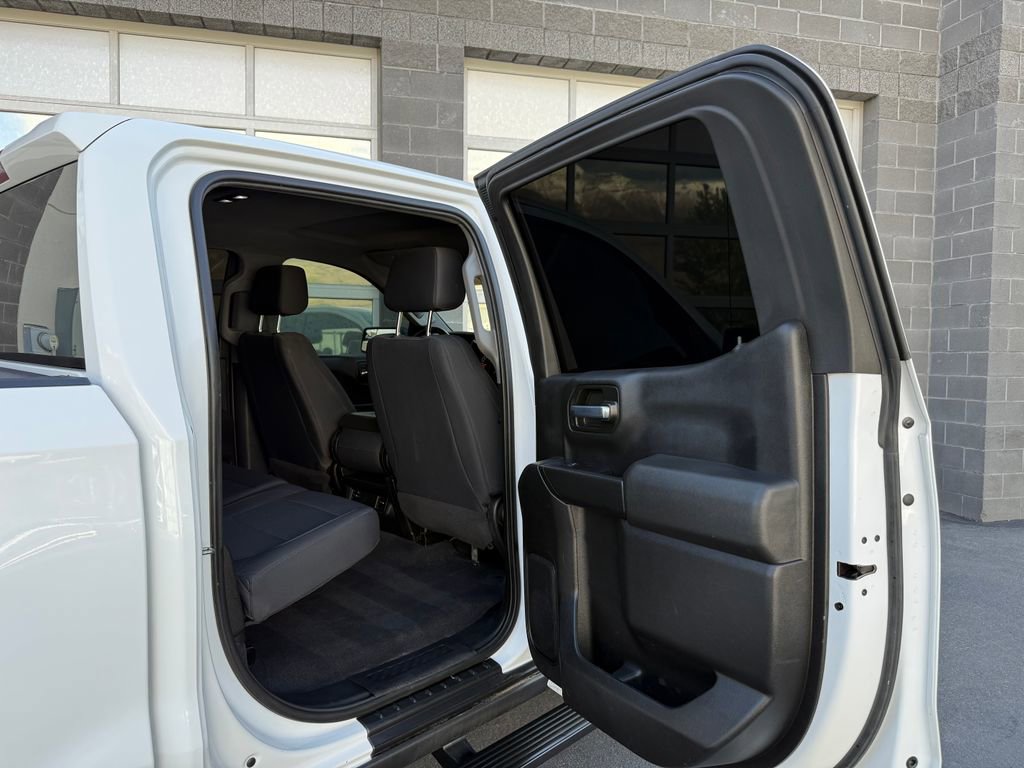 Used 2020 Chevrolet Silverado 1500 Custom Trail Boss w/ Custom Convenience Package AWD/4WD image 25